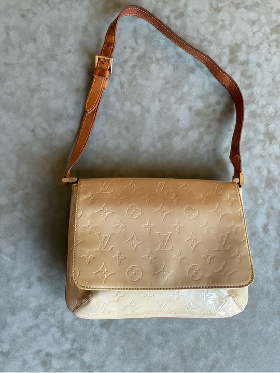 Louis Vuitton Handbags - Louis Vuitton Beige Vernis Monogram Crossbody with Tan Strap